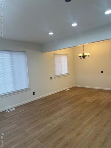 39477 Van Dyke Avenue, Sterling Heights, MI 48313