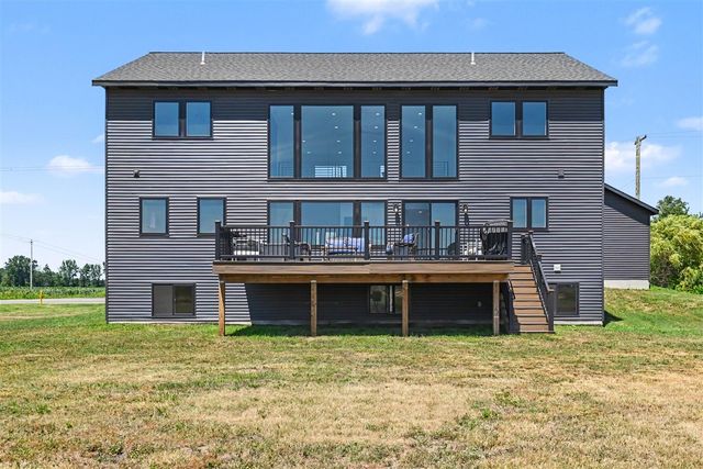 14390 New Holland Street, Holland, MI 49424