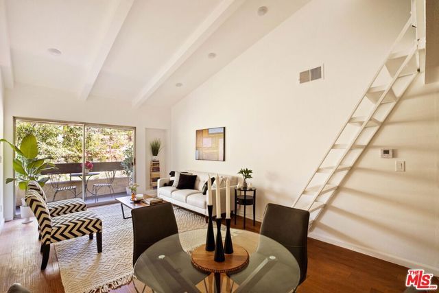 2700 Cahuenga Boulevard 4303, Los Angeles, CA 90068