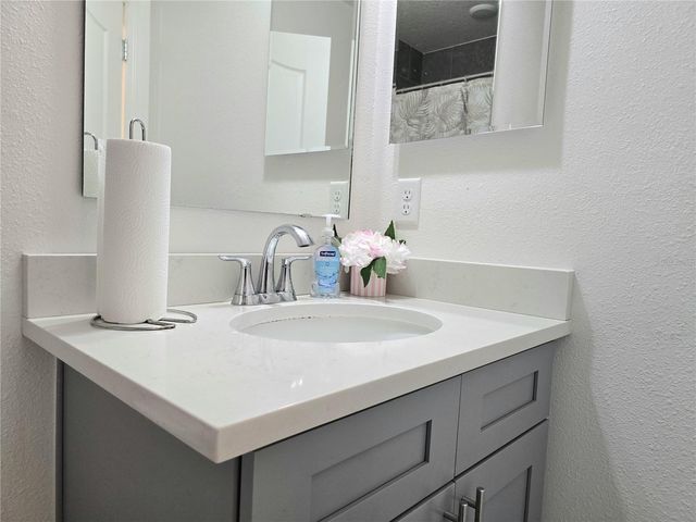 4956 JACKSON STREET, Winter Haven, FL 33884