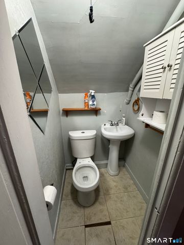 110 Cedar Street, Norwich, CT 06360