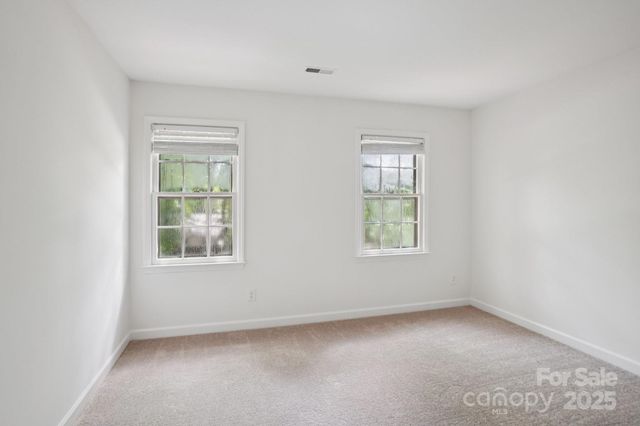 10016 Whitethorn Drive, Charlotte, NC 28277