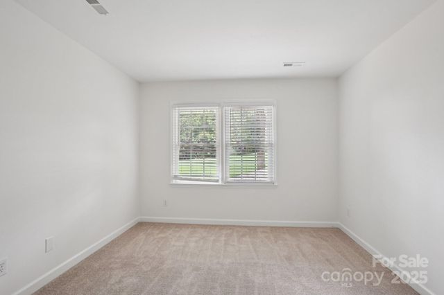 10016 Whitethorn Drive, Charlotte, NC 28277