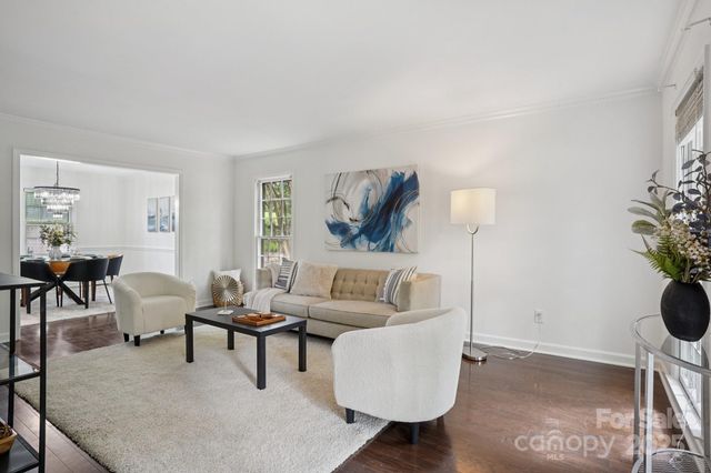 10016 Whitethorn Drive, Charlotte, NC 28277