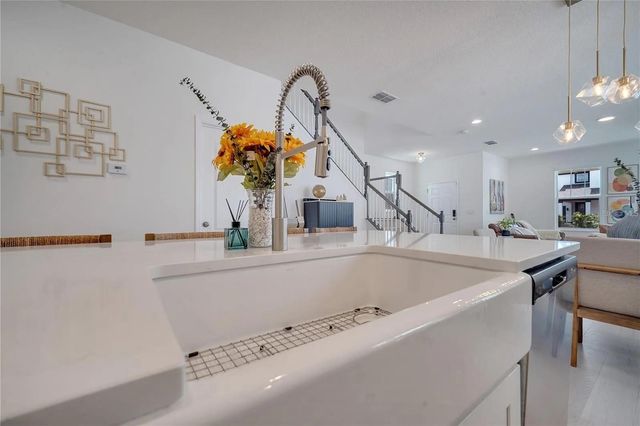 13861 LANYARD WAY, Winter Garden, FL 34787