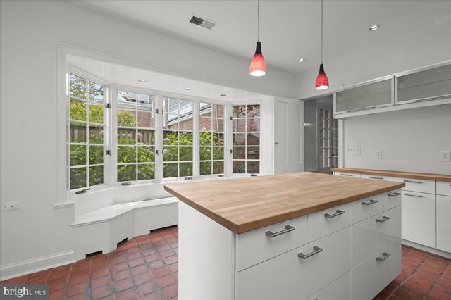 3019 N ST NW, Washington, DC 20007