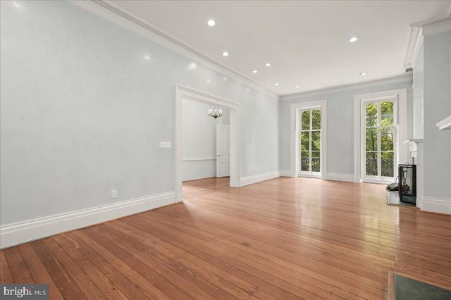3019 N ST NW, Washington, DC 20007