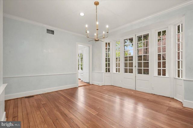 3019 N ST NW, Washington, DC 20007