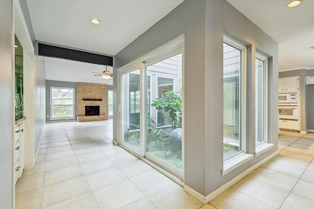 1706 Cherry Bend Drive, Houston, TX 77077