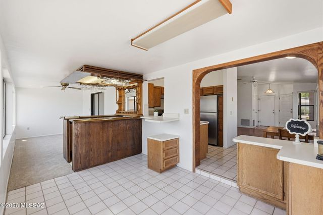 174 E Camino De Diana, Green Valley, AZ 85614