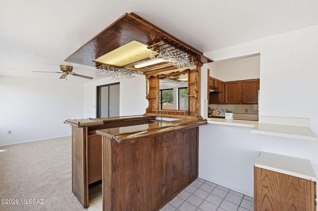 174 E Camino De Diana, Green Valley, AZ 85614