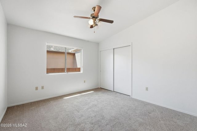 174 E Camino De Diana, Green Valley, AZ 85614