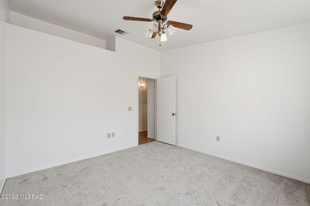 174 E Camino De Diana, Green Valley, AZ 85614