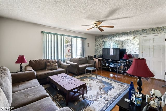 46 Mary Ave, Woodland Park, NJ 07424