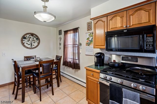 46 Mary Ave, Woodland Park, NJ 07424