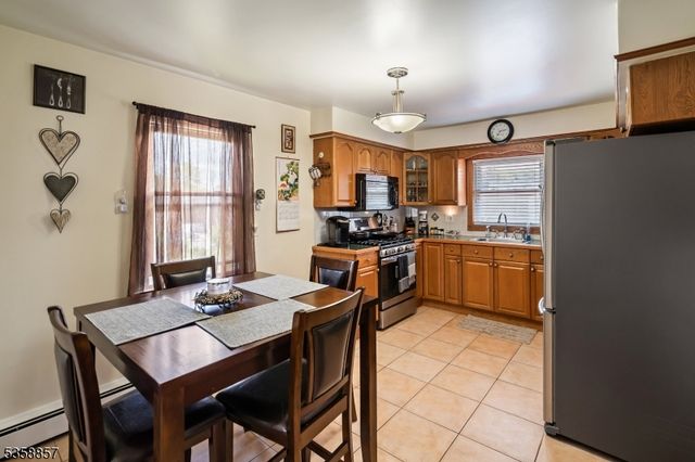46 Mary Ave, Woodland Park, NJ 07424