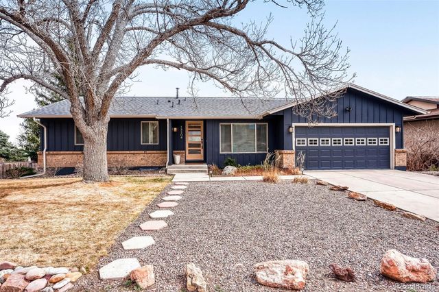 13204 W Utah Circle, Lakewood, CO 80228