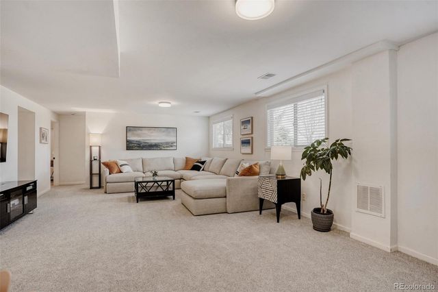 13204 W Utah Circle, Lakewood, CO 80228