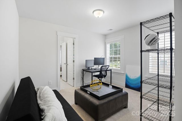 4216 McIntyre Avenue, Charlotte, NC 28216