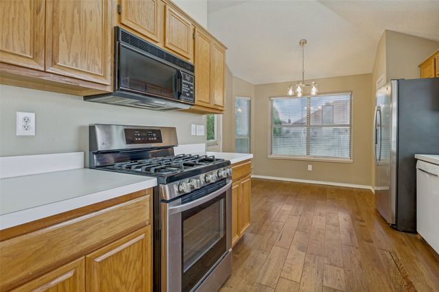 221 Layman Drive, Cedar Hill, TX 75104