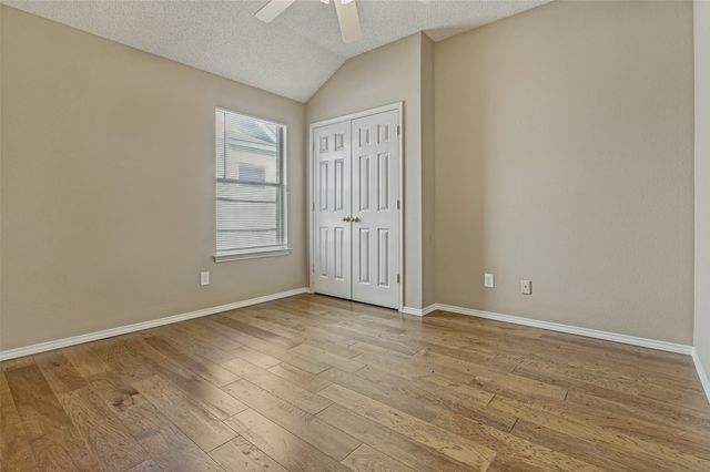 221 Layman Drive, Cedar Hill, TX 75104