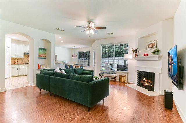 6109 York Bridge CIR, Austin, TX 78749
