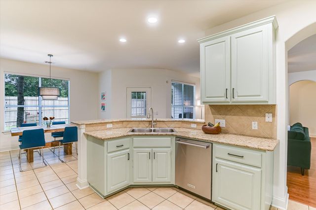 6109 York Bridge CIR, Austin, TX 78749