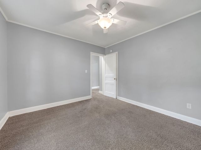 208 Inglewood Dr, Clarksville, TN 37040