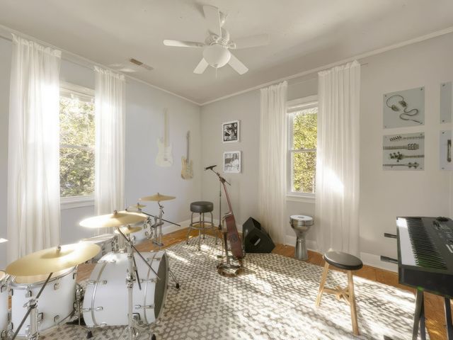 208 Inglewood Dr, Clarksville, TN 37040