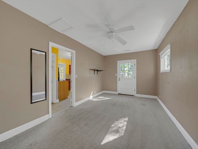 208 Inglewood Dr, Clarksville, TN 37040