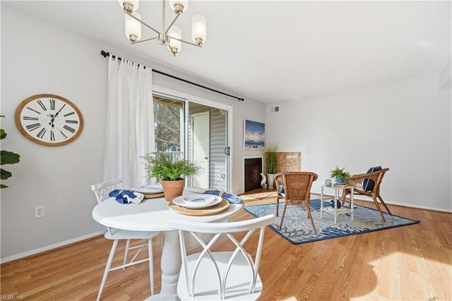 1009 Autumn Woods Ln Apt 107, Virginia Beach, VA 23454