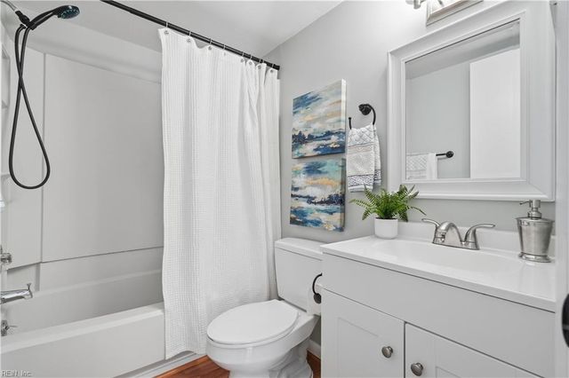 1009 Autumn Woods Ln Apt 107, Virginia Beach, VA 23454