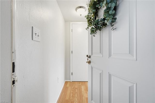 1009 Autumn Woods Ln Apt 107, Virginia Beach, VA 23454