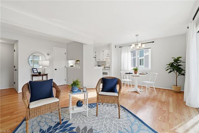 1009 Autumn Woods Ln Apt 107, Virginia Beach, VA 23454