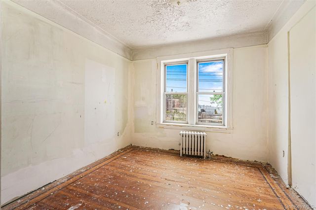 20-25 74th Street, East Elmhurst, NY 11370