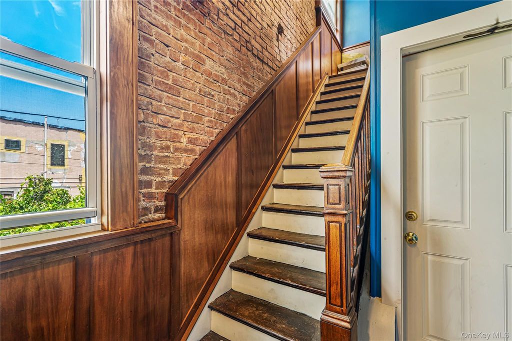 20-25 74th Street, East Elmhurst, NY 11370 — photo 4