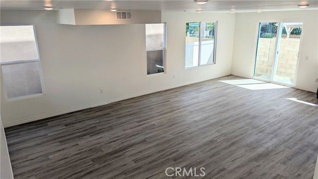 15126 Logos Court, North Hills (los Angeles), CA 91343