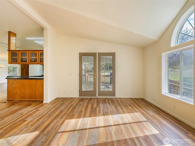 200 Leprechaun Lane, Port Angeles, WA 98362