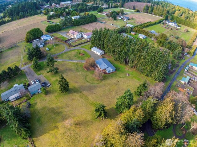200 Leprechaun Lane, Port Angeles, WA 98362