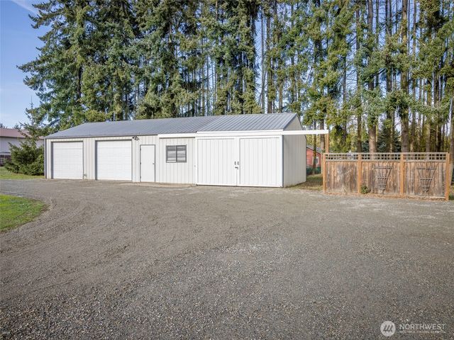 200 Leprechaun Lane, Port Angeles, WA 98362