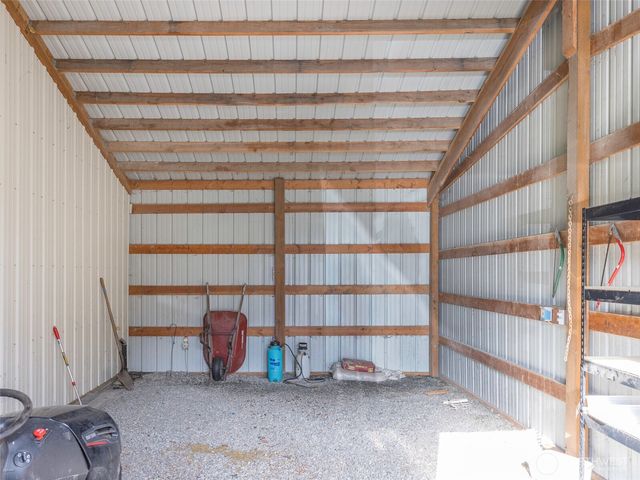 200 Leprechaun Lane, Port Angeles, WA 98362