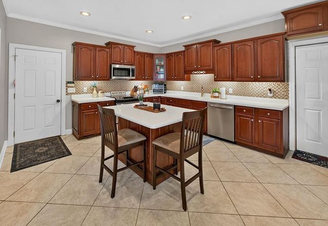 120 Wexford Drive NE, Calhoun, GA 30701