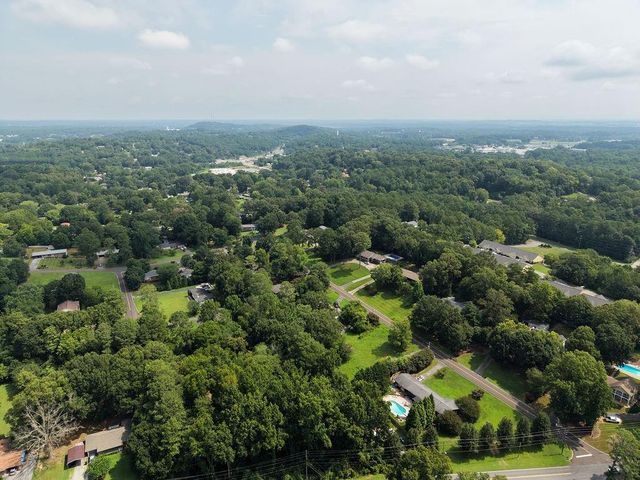 120 Wexford Drive NE, Calhoun, GA 30701