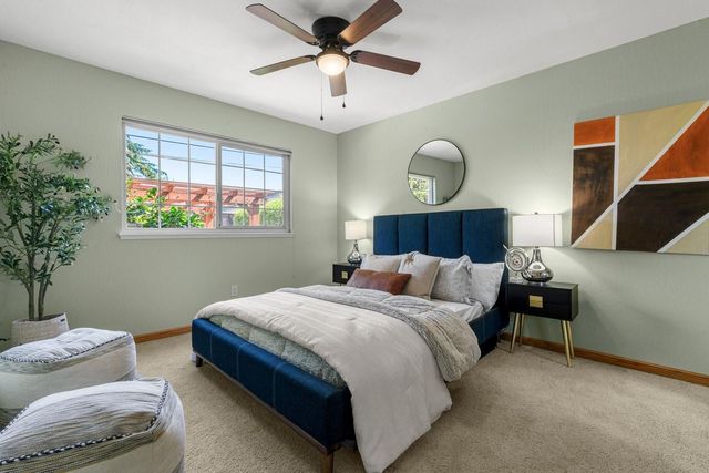 1001 W Latimer Avenue, Campbell, CA 95008