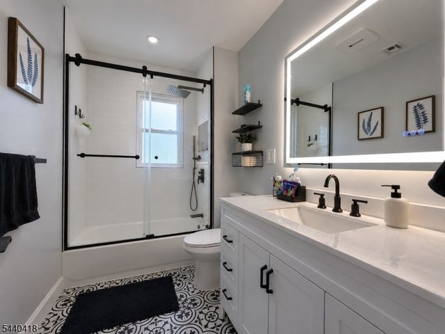 1620 Broad St, Bloomfield Twp., NJ 07003