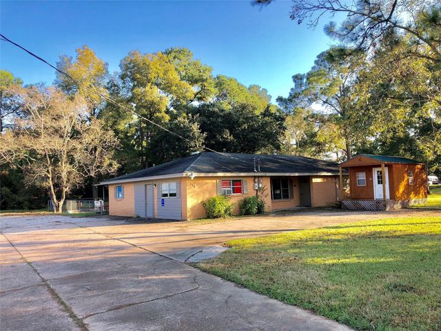 319 E South Street, Alvin, TX 77511