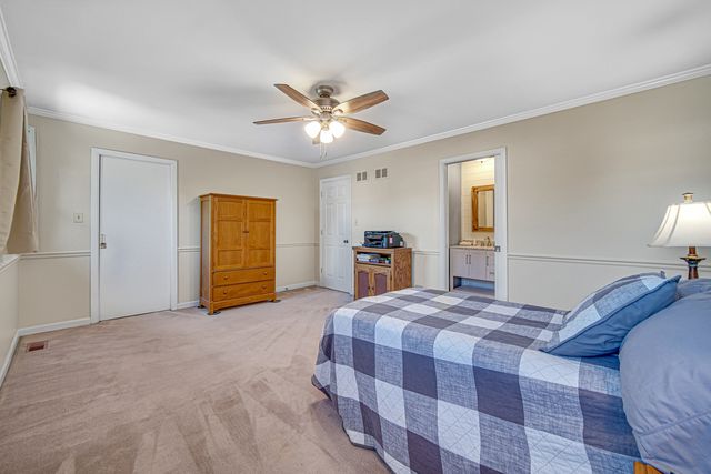 6234 Dolores Drive, Oak Forest, IL 60452