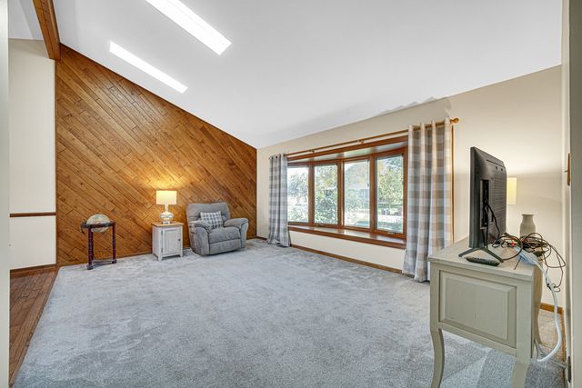 6234 Dolores Drive, Oak Forest, IL 60452