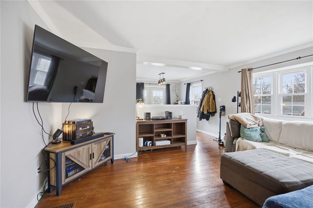 165 Spring Grove Rd, Penn Hills, PA 15235