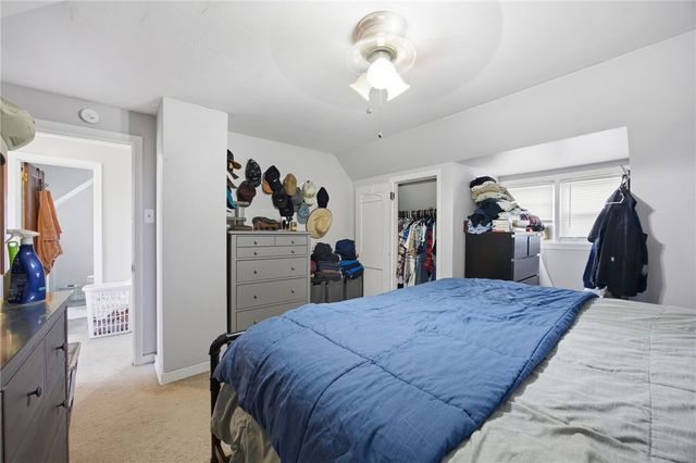 165 Spring Grove Rd, Penn Hills, PA 15235